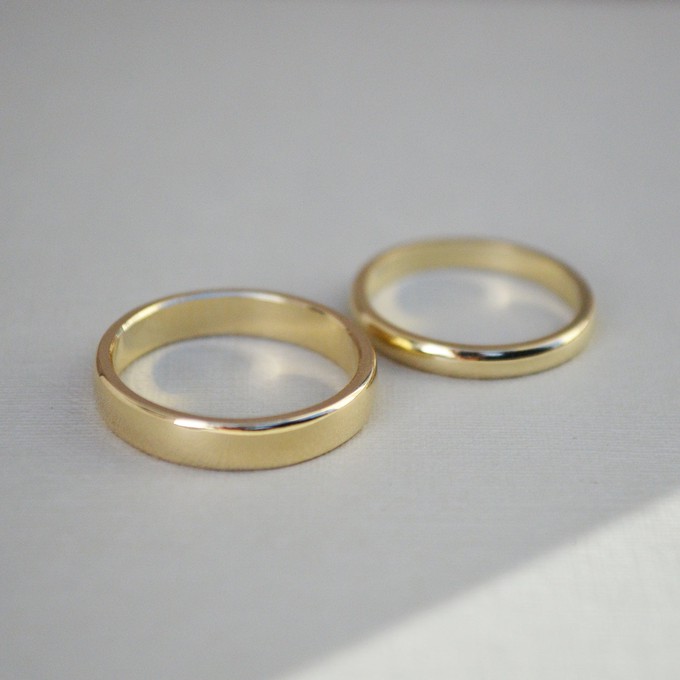 Modern wedding band chunky - Gold 14k from Solitude the Label