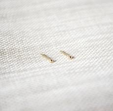 Tiny Earpins - Gold 14k via Solitude the Label