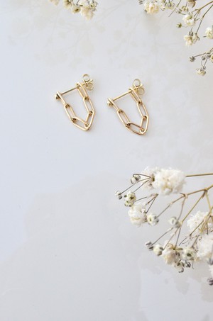 Chain Earpins - Gold 14k from Solitude the Label