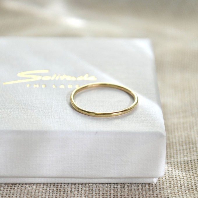 Hammered Ring - Gold 14k from Solitude the Label