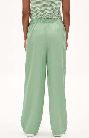 Jovaalie smith green pants from Sophie Stone