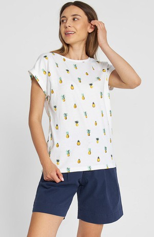 Visby t-shirt pineapples from Sophie Stone