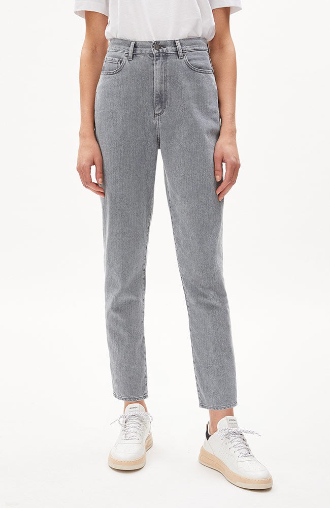 Mairaa Mom jeans fresh grey from Sophie Stone