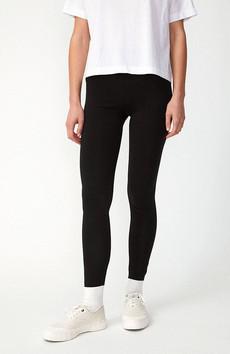 Yoga leggings black via Sophie Stone