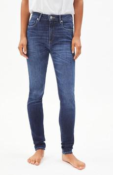 Tillaa skinny jeans dark ink via Sophie Stone