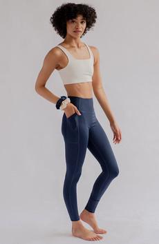 Compressive high-rise pocket leggings midnight via Sophie Stone