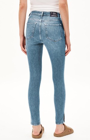 Tillaa skinny jeans pearl blue from Sophie Stone