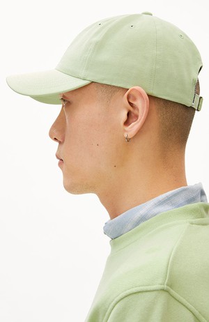 Yenaas pet green ash from Sophie Stone
