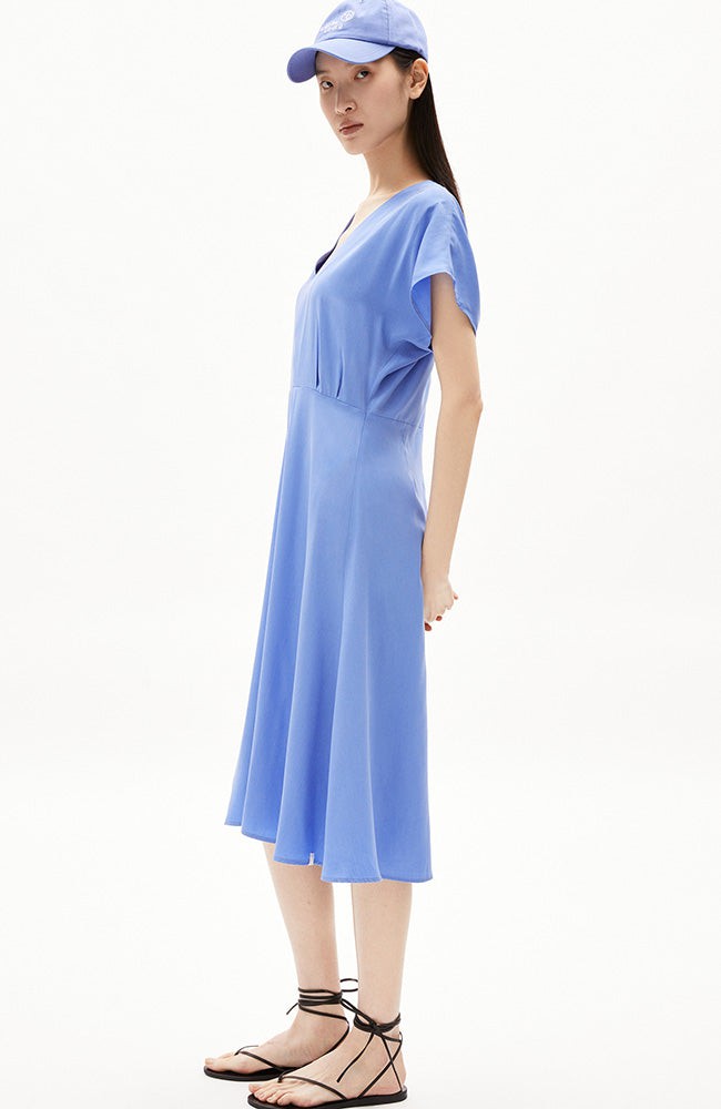 Aalbine dress blue bloom from Sophie Stone