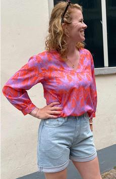 Blouse wild waves via Sophie Stone