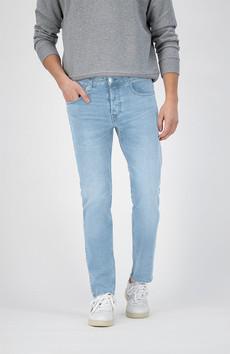 Slimmer Rick jeans Sunny Stone via Sophie Stone