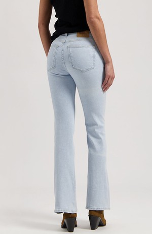 Isy Flared jeans light stone from Sophie Stone