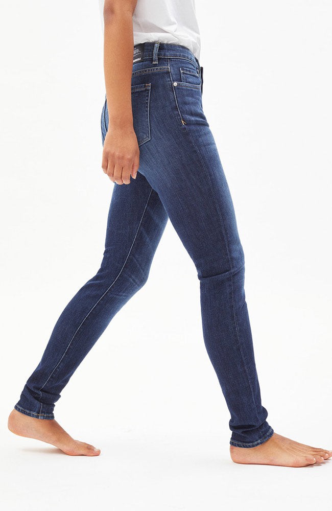 Tillaa skinny jeans dark ink from Sophie Stone