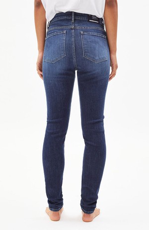 Tillaa skinny jeans dark ink from Sophie Stone