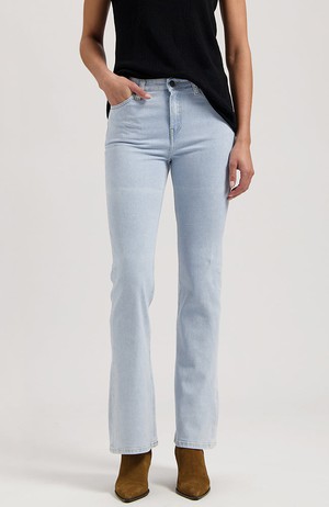 Isy Flared jeans light stone from Sophie Stone