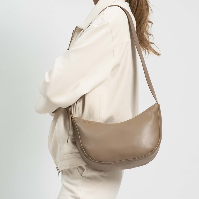 Half Moon Bag S - Mocha Brown from Souleway