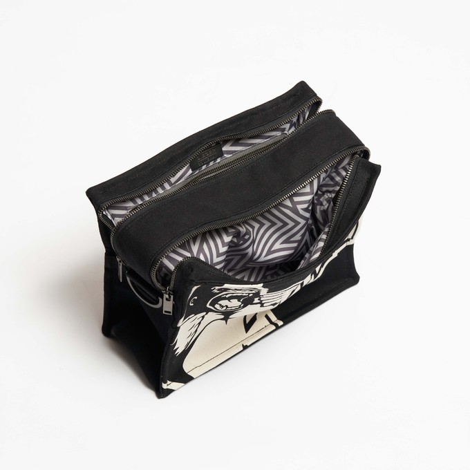 SbS Toiletry Bag L - Marvellous Monkey from Souleway
