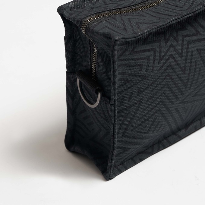 SbS Toiletry Bag M - Star Explosion Black from Souleway