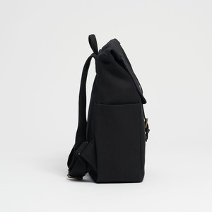 Classic Backpack L - Night Black from Souleway