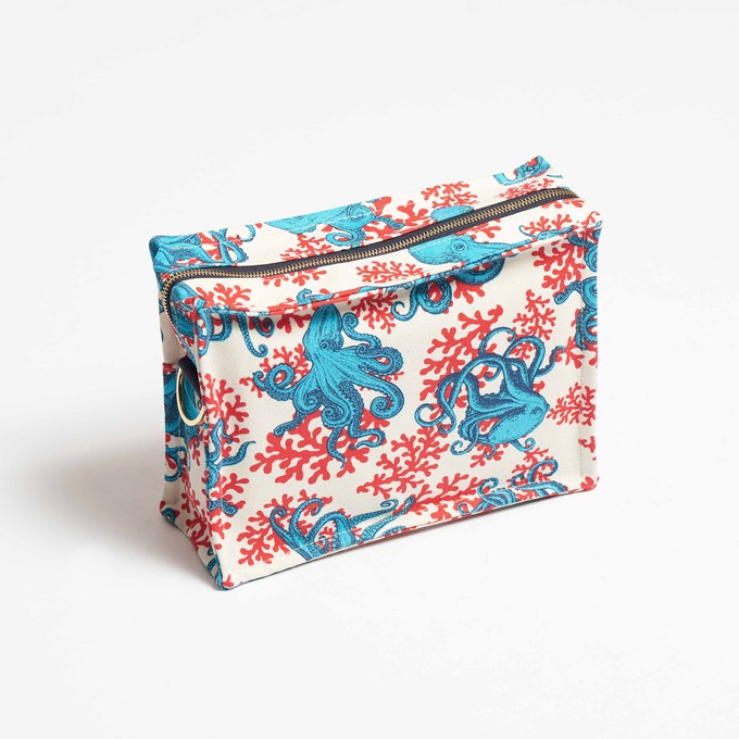 SbS Toiletry Bag M - The Octopuses from Souleway