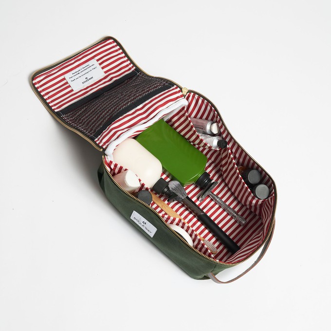 Classic Washbag L - Forest Green from Souleway