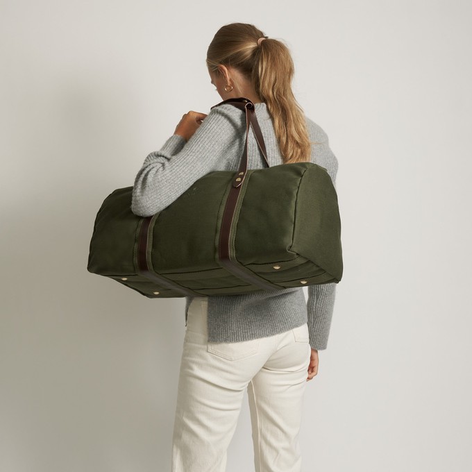 Premium Weekender - Dark Olive from Souleway