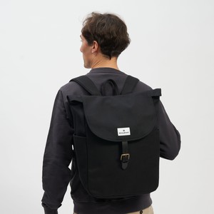 Classic Backpack L - Night Black from Souleway