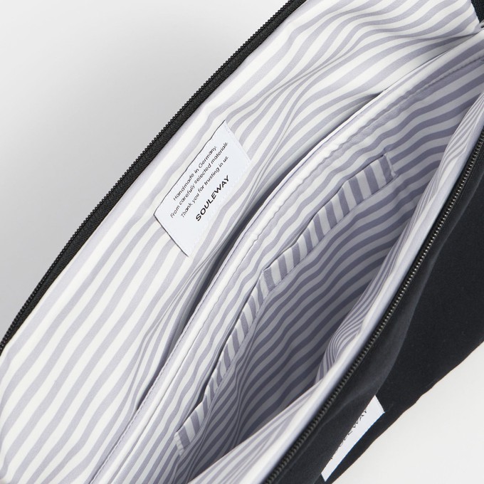 Laptop Sleeve - Night Black from Souleway