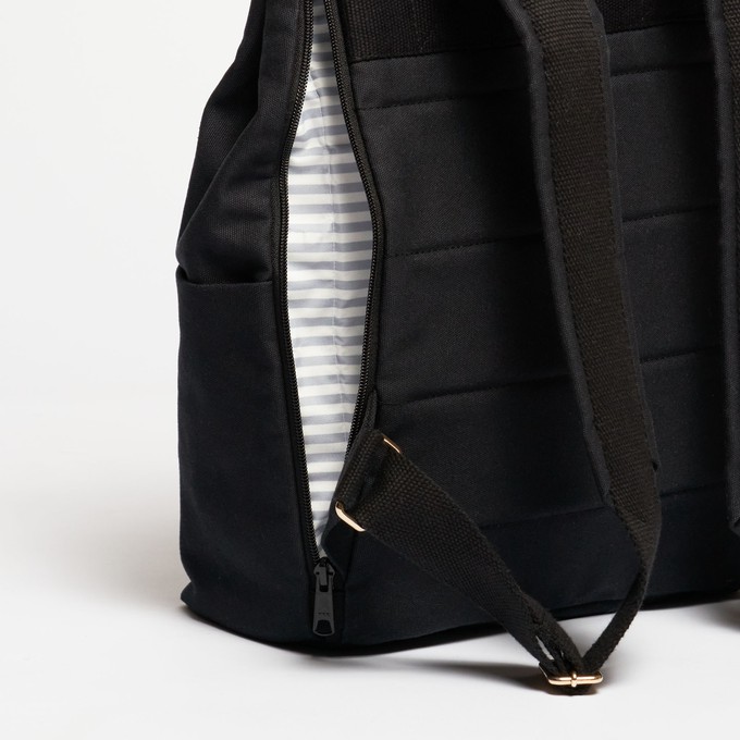 Premium Backpack - Night Black from Souleway