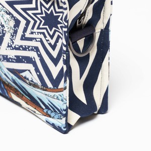 SbS Toiletry Bag M - The Wave from Souleway