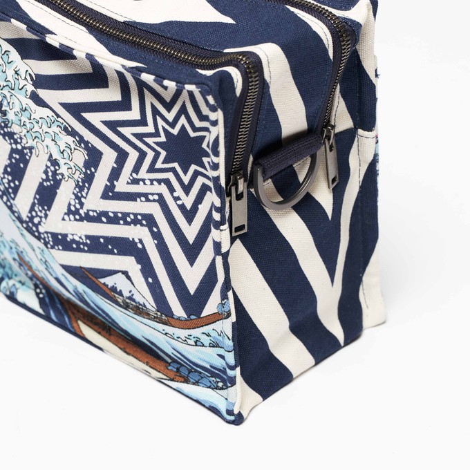 SbS Toiletry Bag L - The Wave from Souleway