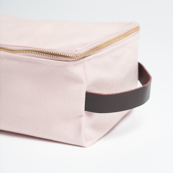 Classic Washbag L - Blush Pink from Souleway