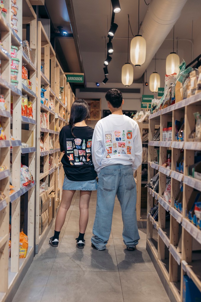 CONVENIENT WHITE CREWNECK from SSEOM BRAND