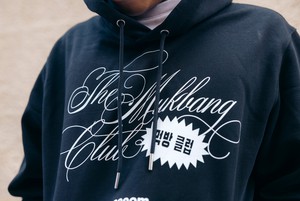 MUKBANG BLACK HOODIE from SSEOM BRAND