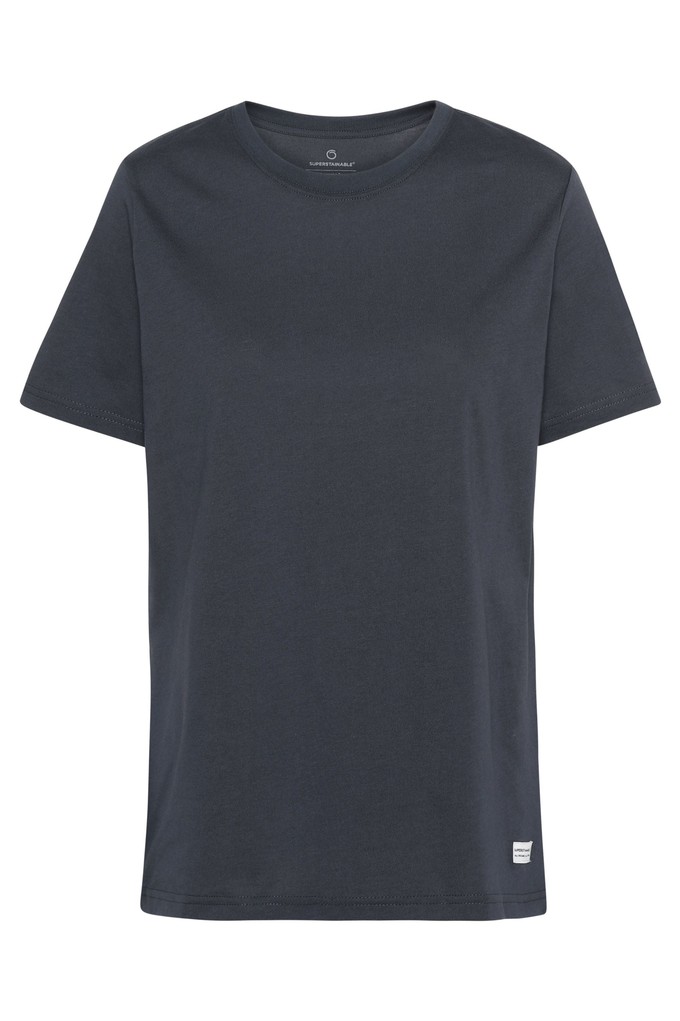 Holmen Tee Navy from Superstainable