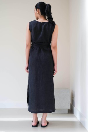 Alice Jurk | Duurzaam Linnen Zwart from Sûr Atelier