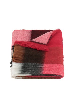 Alpaca Loca Sjaal Blocked Red, Black, Naturals from The Blind Spot Alpaca Loca Sjaal Blocked Red, Black, Naturals from The Blind Spot