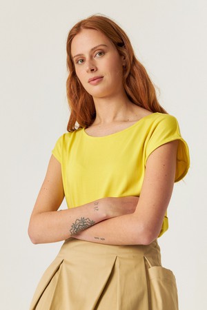 T-shirt Zur-4 Yellow from The Blind Spot