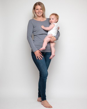 Organic Long Sleeves Breastfeeding Top in Storm Grey from The Bshirt