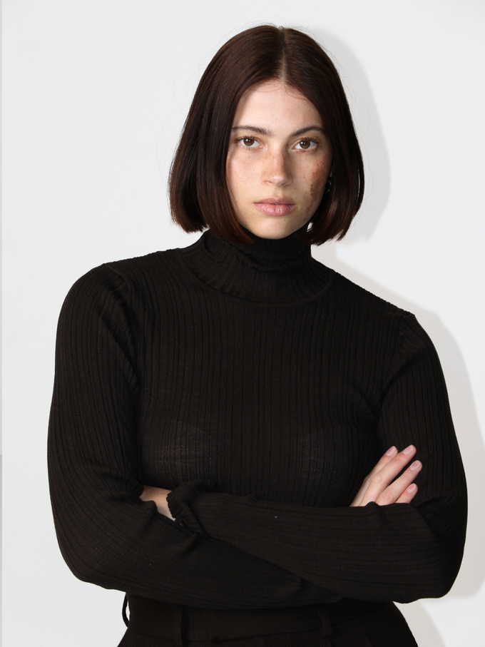 Ribbed brown Roll Neck | Rhea. from The Collection One