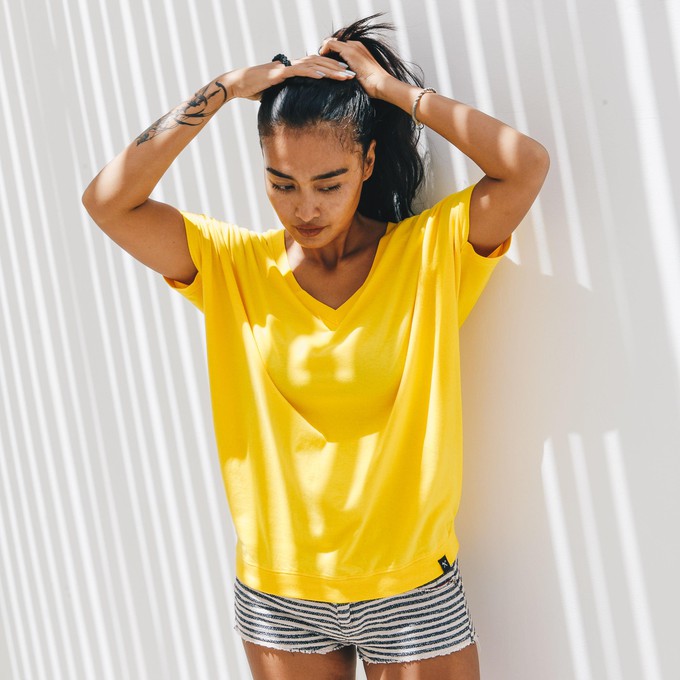 T-shirt butterfly model - organic cotton - yellowº from The Driftwood Tales