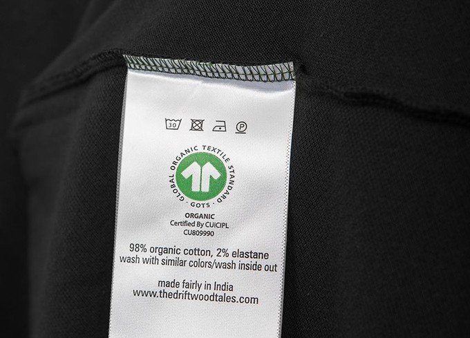 Shirt Piqué - Organic cotton + elastane - black - hidden button down from The Driftwood Tales