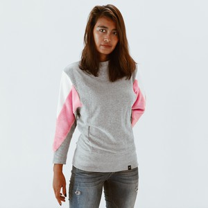 Sweatshirt - AMY - made of 4 different recycled fabrics - white, dark pink, grayº from The Driftwood Tales