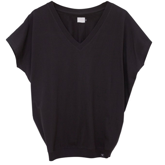 Butterfly T-shirt - organic cotton - black from The Driftwood Tales