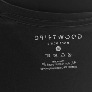 2 x T-Shirt Basic - Bio-Baumwolle - schwarz - V-Ausschnitt from The Driftwood Tales