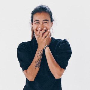 Sweatshirt bio katoen met ballonmouwen from The Driftwood Tales