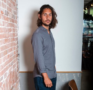 Shirt - Organic Cotton - Anthracite - Concealed Button Down from The Driftwood Tales