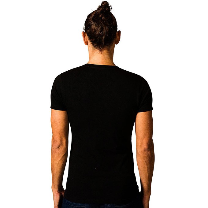 2 x T-shirt Basic - Organic cotton - black - V-neck from The Driftwood Tales