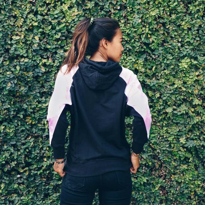 AMY - hoody black - made of organic cotton - black, white, pinkº from The Driftwood Tales