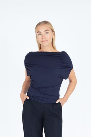 THE BELLA TOP NAVY from THE LAUNCH
